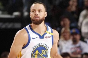 开云全站靠谱 -关于库里回归赛场，关键助攻首场状态亮眼，加拿大队观众沸腾！的信息